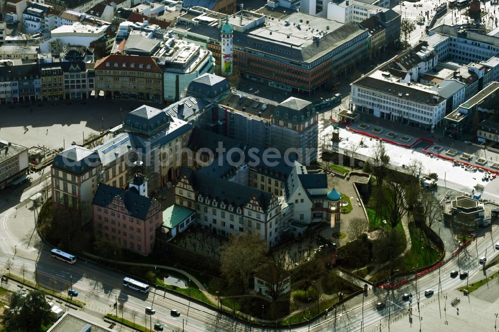 Aerial image Darmstadt - Palace complex of the Residenzschloss between Friedensplatz and Marktplatz in Darmstadt in the state Hesse, Germany