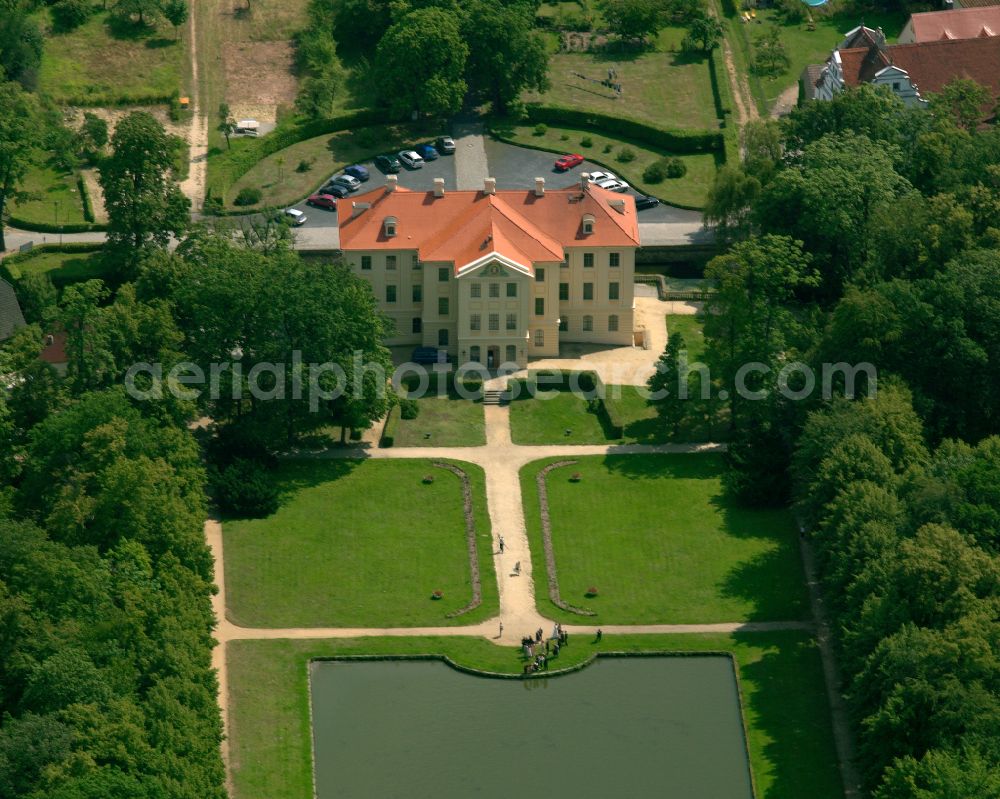 Aerial photograph Zabeltitz - Building complex in the park of the castle - Barockschloss on street Am Park in Zabeltitz in the state Saxony, Germany