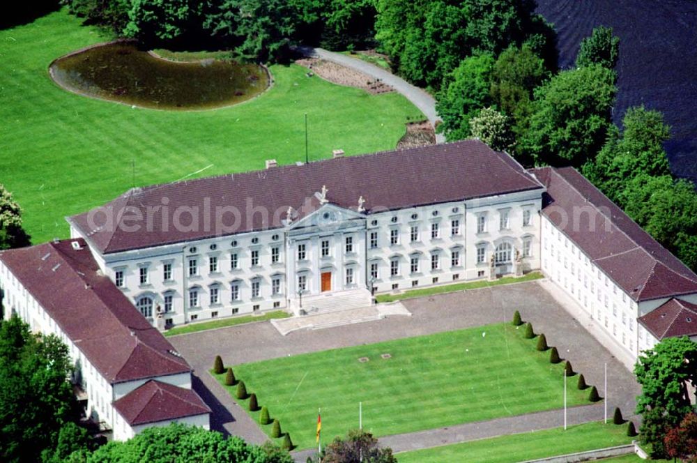 Aerial photograph Berlin - 23.06.1994 Schloß Bellevue