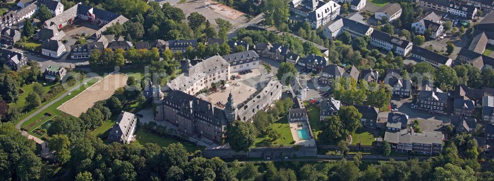 Bad Berleburg from above - Blick auf das Schloss Berleburg und die Orangerie. Das Schloss ist heute im Besitz der Familie Sayn-Wittgenstein-Berleburg und wird als Museum genutzt. View of the Castle Berleburg and the Orangerie. The castle is now owned by the family Sayn-Wittgenstein-Berleburg and is used as a museum.