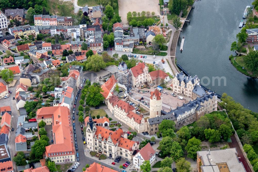 Aerial photograph Bernburg (Saale) - Castle of Schloss Bernburg in Bernburg (Saale) in the state Saxony-Anhalt