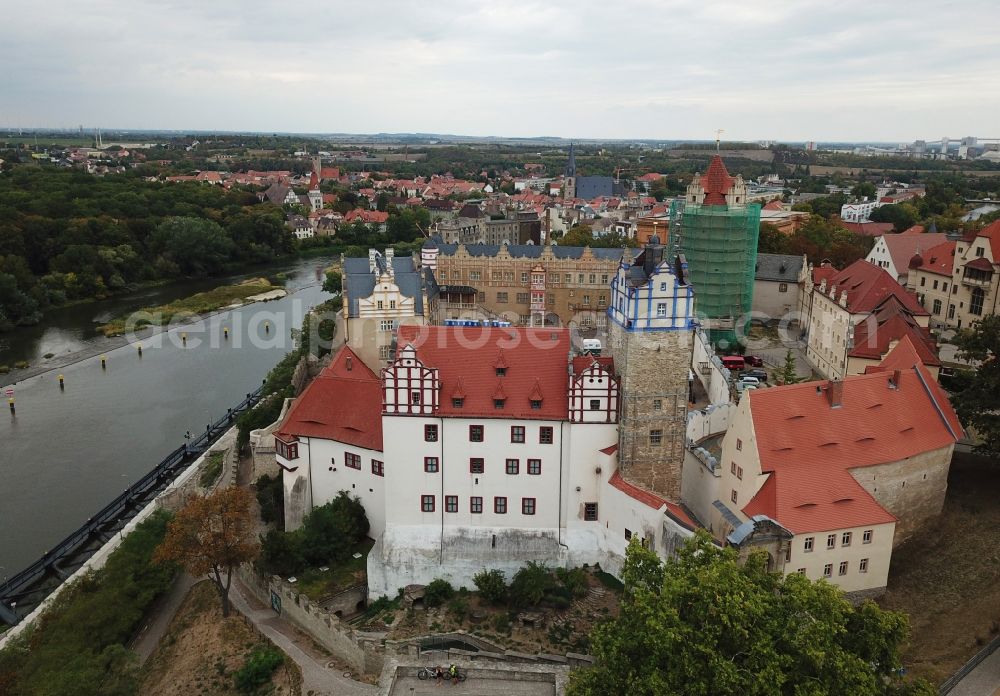 Aerial photograph Bernburg (Saale) - Castle Schloss Bernburg on Schlossstrasse in Bernburg (Saale) in the state Saxony-Anhalt, Germany