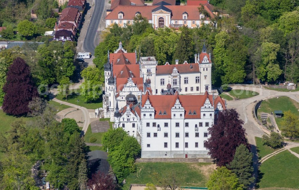 Aerial image Boitzenburger Land - Building and castle park systems of water castle Boitzenburg on Templiner Strasse in Boitzenburger Land in the state Brandenburg