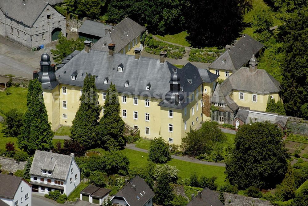 Brilon from the bird's eye view: Blick auf das Schloss Olsberg in Brilon.