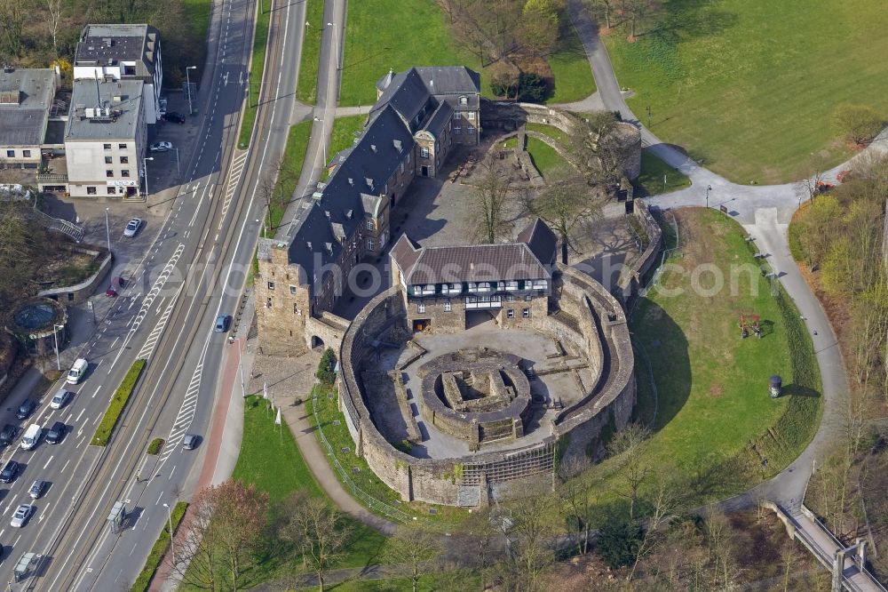 Mülheim an der Ruhr from above - Castle Broich in Mülheim an der Ruhr, Federal State of North Rhine-Westphalia