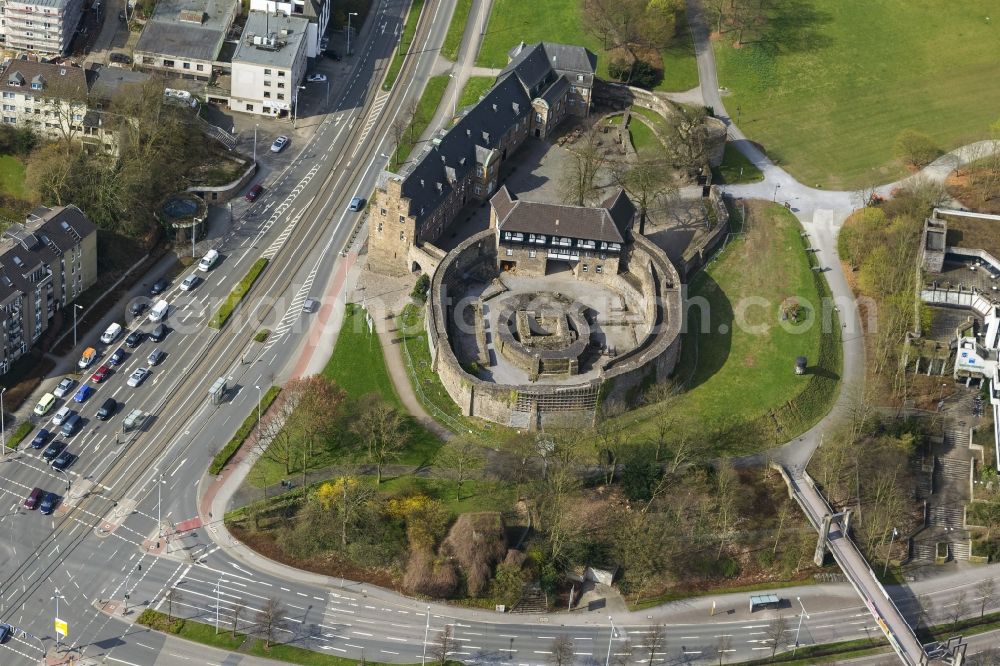 Mülheim an der Ruhr from the bird's eye view: Castle Broich in Mülheim an der Ruhr, Federal State of North Rhine-Westphalia