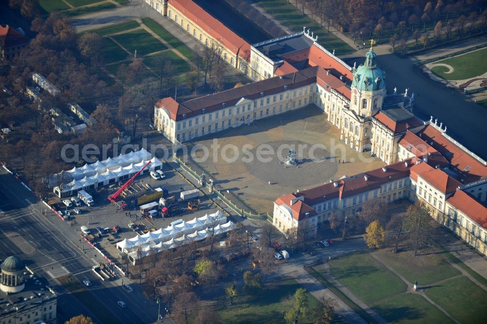 Berlin from the bird's eye view: Charlottenburg Palace is located in the Charlottenburg district of the Charlottenburg-Wilmersdorf district of Berlin. It belongs to the Foundation for Prussian Palaces and Gardens Foundation Berlin-Brandenburg