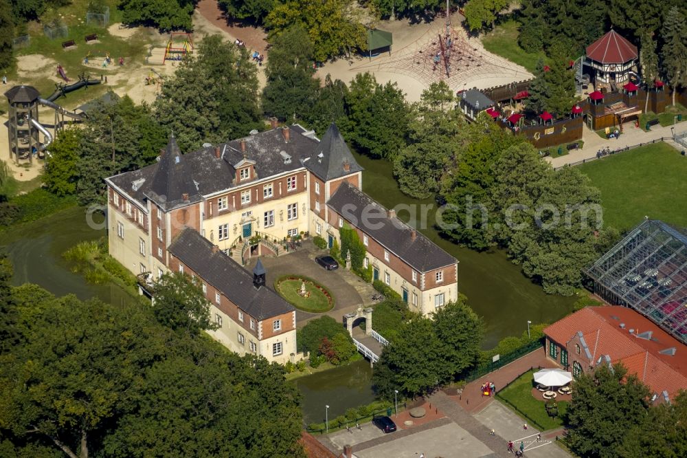 Aerial image Haren Ems - Dankern castle in Haren (Ems) in the state Lower Saxony. The castle is a part of the facility of Schloss Dankern holiday resort