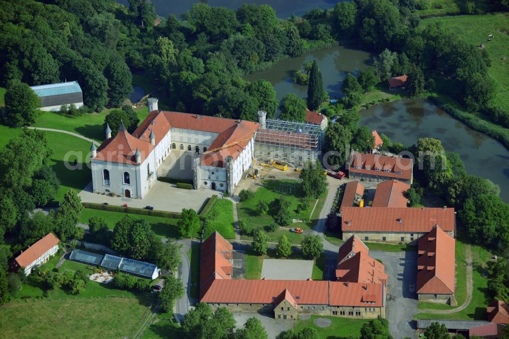 Aerial photograph Derneburg - Castle Derneburg in Derneburg in the community Holle in Lower Saxony