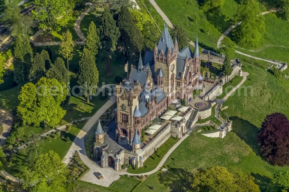 Aerial image Königswinter - View of Castle Dragon Castle upon Rhine in Königswinter in the federal state North Rhine-Westphalia. The opened to the public restored and renovated castle is monument protected and operated by the Schloss Drachenburg gGmbH.