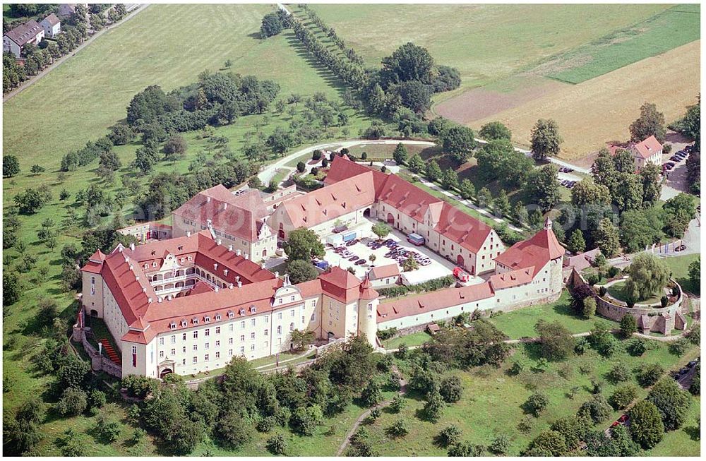 Ellwangen from above - 25.07.2004 Blick auf das Schloss ob Ellwangen Adresse: Schlossmuseum Ellwangen Schloss 12, 73479 Ellwangen (Jagst) Tel.: 07961 / 54380, Fax: 07961 / 969365 e-mail: info@schlossmuseum-ellwangen.de