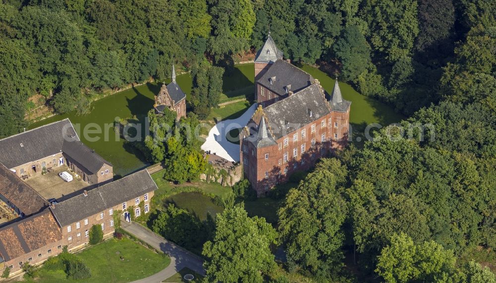 Wassenberg from above - Elsum castle in the town of Wassenberg in North Rhine-Westphalia