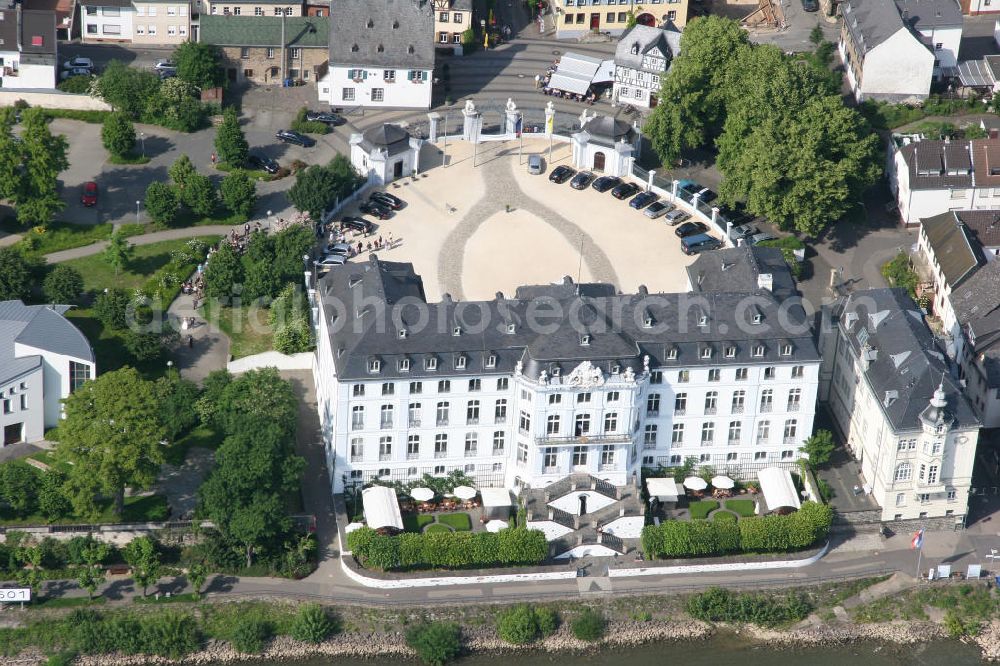 Aerial photograph Engers - Ehemaliges barockes Jagd-und Lustschloss,heutiger Sitz der Akademie für Kammermusik der Villa Musica. Die Bauzeit betrug nur drei Jahre Bauzeit (1759 - 1762)