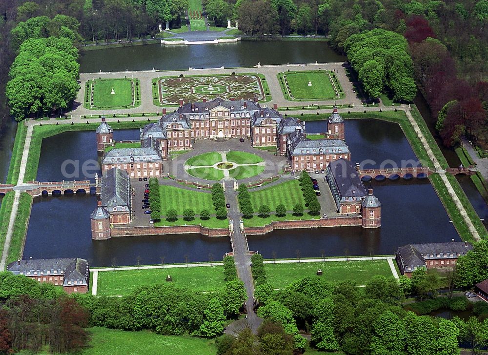 Nordkirchen from above - Palace of the Fachhochschule fuer Finanzen Nordrhein Westfalen library on Schlossstrasse in Nordkirchen in the state North Rhine-Westphalia, Germany