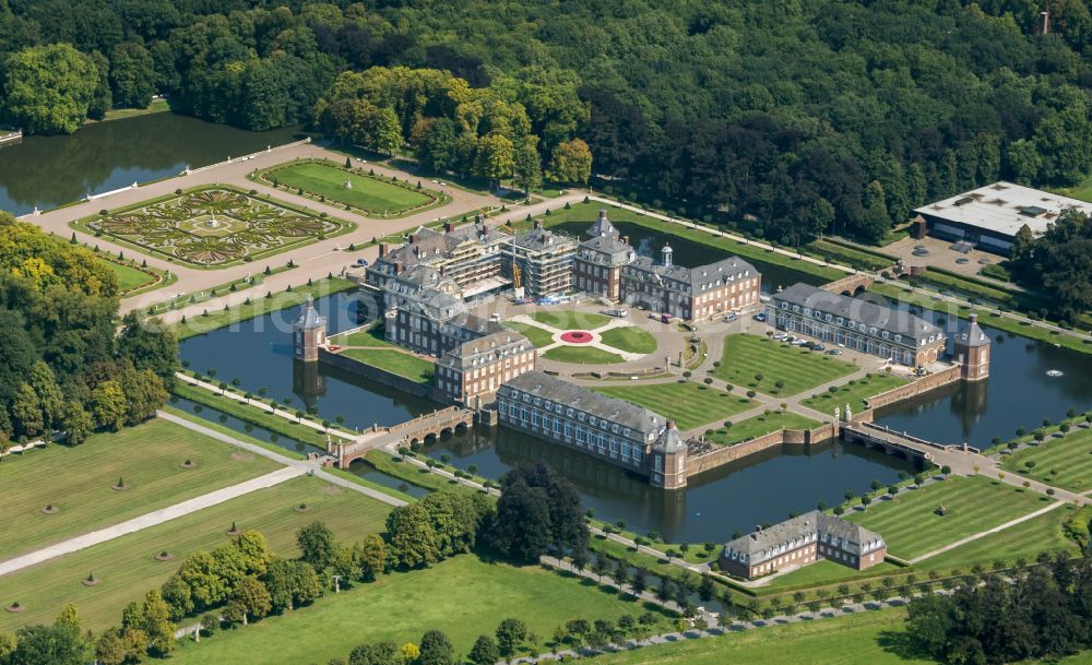 Nordkirchen from above - Palace of the Fachhochschule fuer Finanzen Nordrhein Westfalen library on Schlossstrasse in Nordkirchen in the state North Rhine-Westphalia, Germany