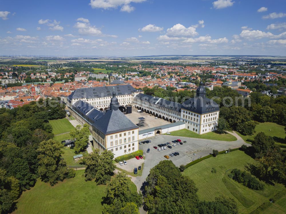 Aerial image Gotha - Castle Schloss Friedenstein with its wings and yard in the city center of Gotha in Thuringia, Germany