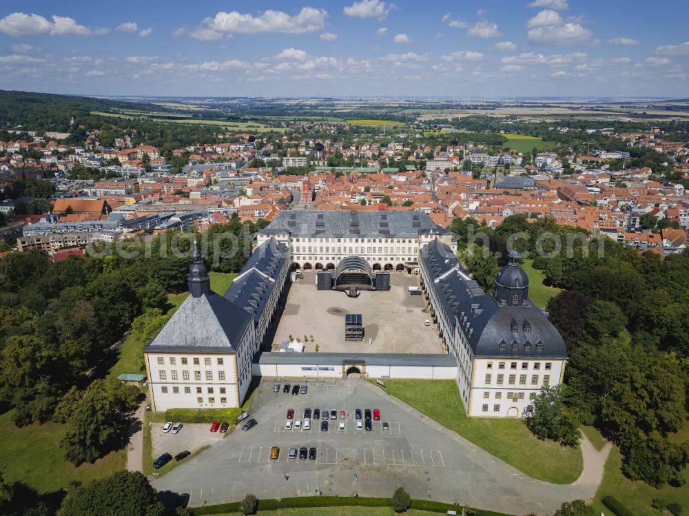 Gotha from the bird's eye view: Castle Schloss Friedenstein with its wings and yard in the city center of Gotha in Thuringia, Germany