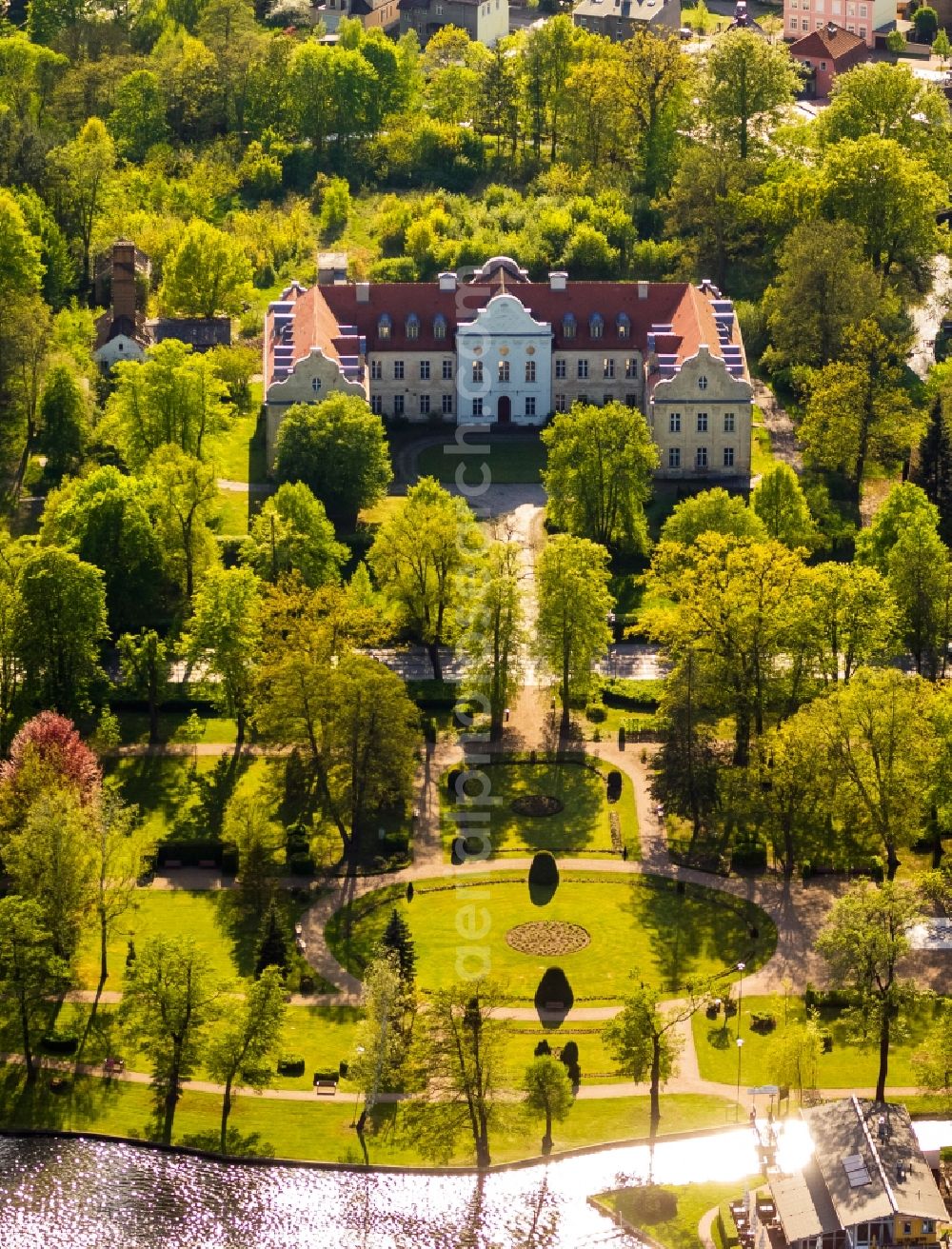 Aerial photograph Fürstenberg/Havel - View of the castle Fuerstenberg in Fuerstenberg / Havel in the state Brandenburg