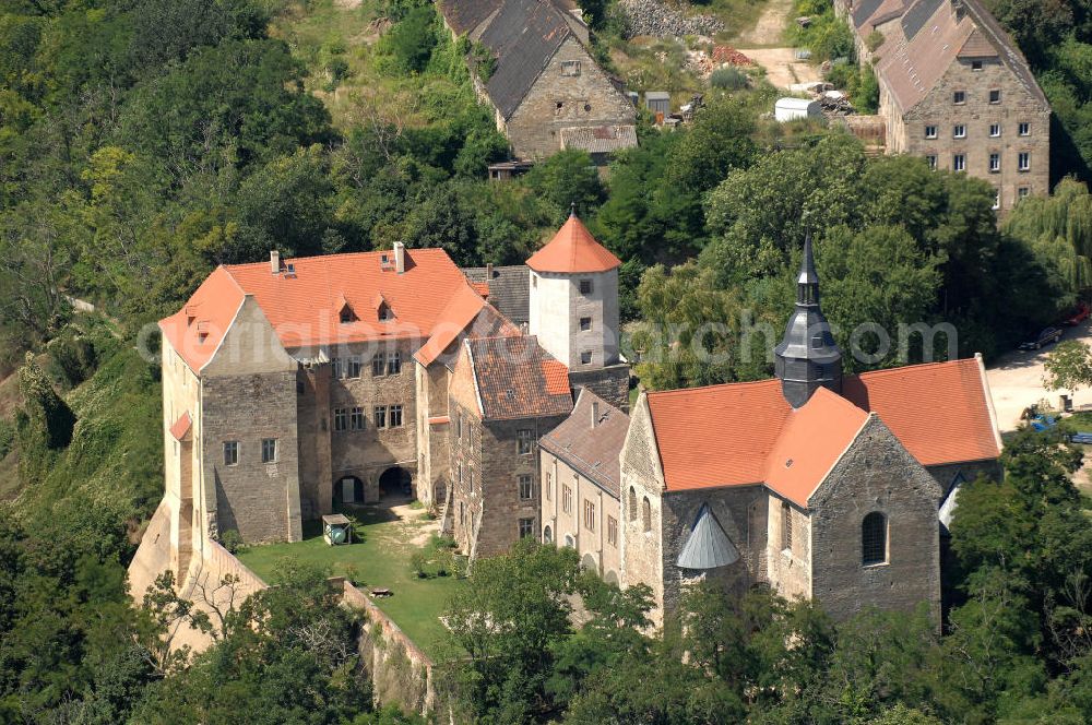 Goseck from the bird's eye view: 27.07.2009 Blick auf das Schloss Goseck in Sachsen-Anhalt, das in der gleichnamigen Stadt an der Saale liegt. Heute hat hier das „Europäische Musik- und Kulturzentrum Schloss Goseck“ und das Musiklabel RAUMKLANG seinen Sitz.