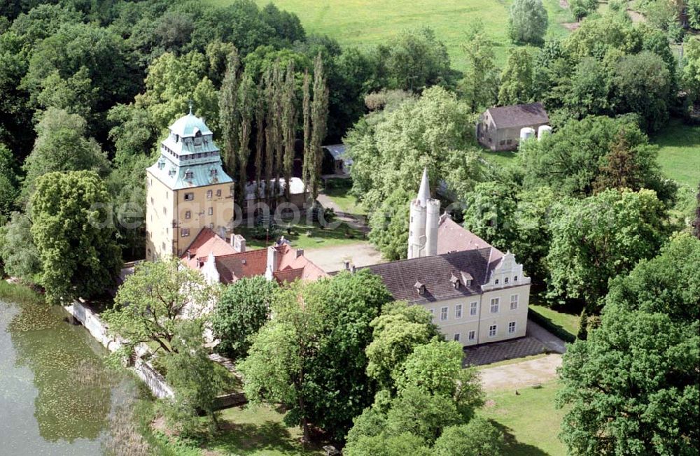 Groß Leuthen / Brandenburg from above - Stiftung Großes Waisenhaus zu Potsdam Breite Straße 9 14467 Potsdam Ansprechpartner: Jürgen Pankonin Tel.: 0331 - 281 46-72 Fax: 0331 - 281 46-71 eMail: stiftungwaisenhaus@stiftungwaisenhaus.de