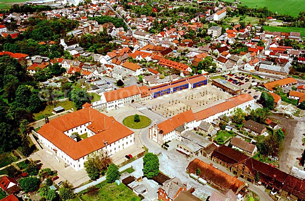 Haldensleben/Sachsen-Anhalt from the bird's eye view: Schloß Haldensleben in Sachsen-Anhalt. Datum: 05.05.03