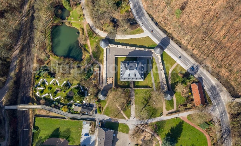 Aerial photograph Velbert - View of the castle Hardenberg in the district of Neviges in Velbert in the state of North Rhine-Westphalia