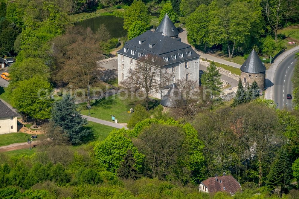 Aerial image Velbert - View of the castle Hardenberg in the district of Neviges in Velbert in the state of North Rhine-Westphalia