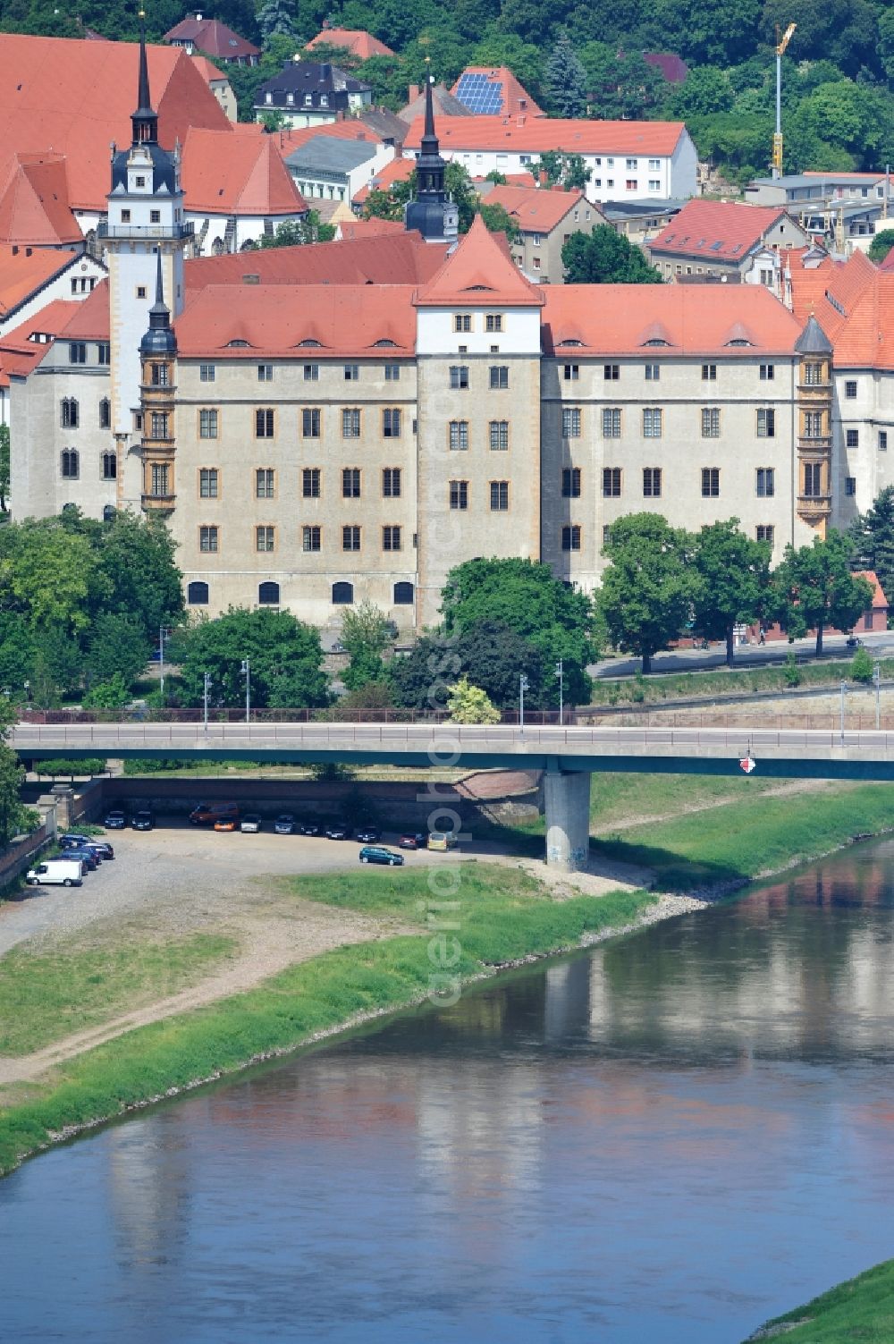 Torgau from the bird's eye view: The castle / palace Hartenfels is situated in Torgau close to the river elbe. It belongs to the federal state of Saxony. The construction was startes by Konrad Pflueger and finished by Konrad Krebs during the time of renaissance. The chapell of the castle was the first protestant church in the world and was built by Nikolaus Gromann