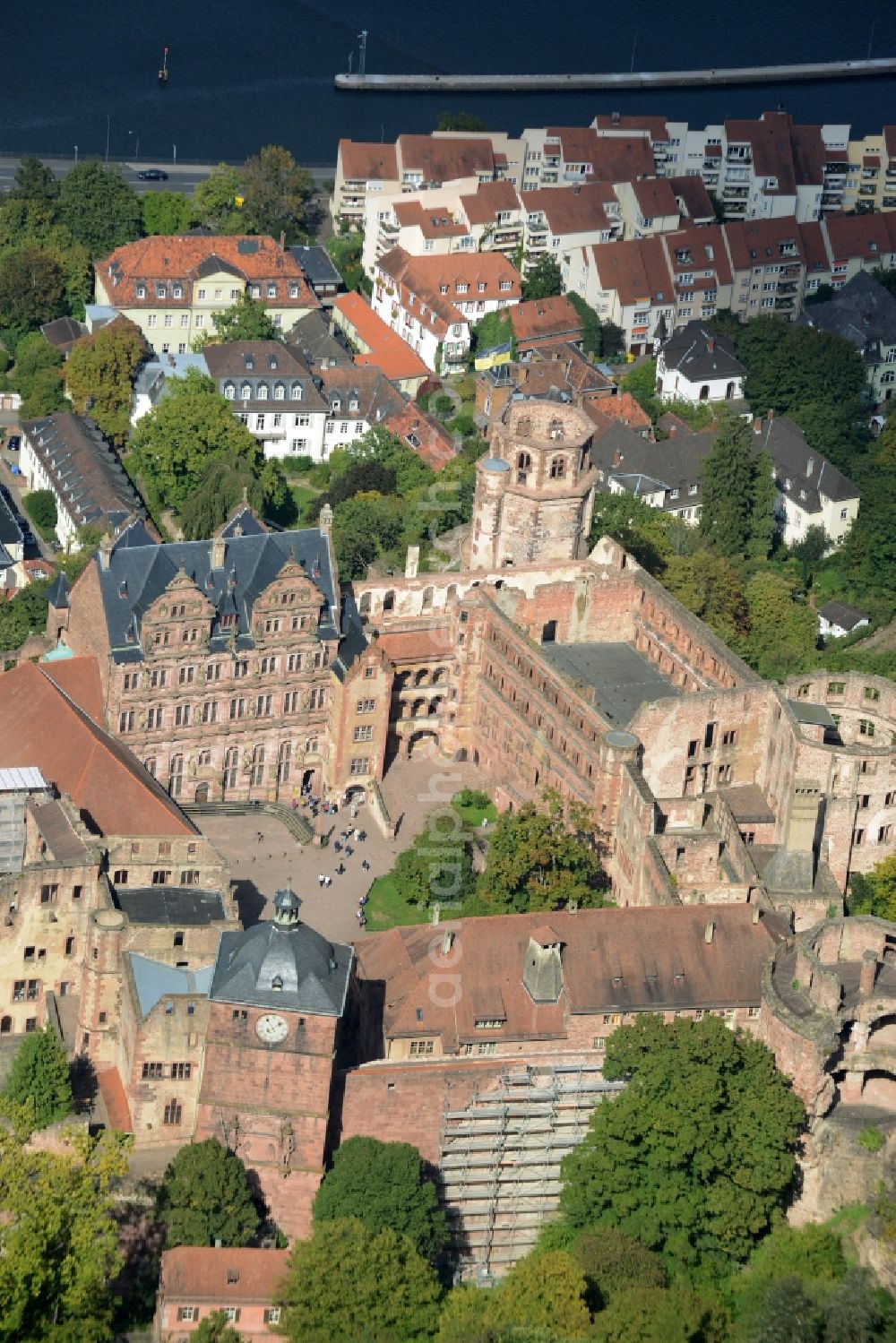 Aerial photograph Heidelberg - Heidelberg Castle with garden situated on the Old Town in Heidelberg in Baden-Wuerttemberg