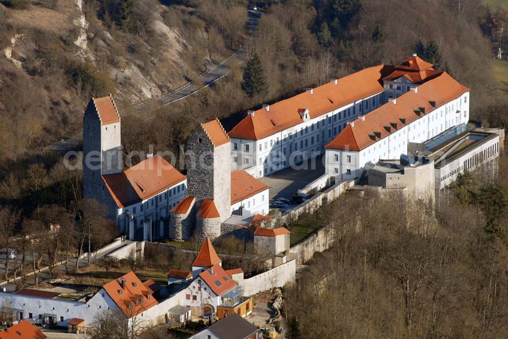 Beilngries from above - , Blick auf das Bistumshaus Schloss Hirschberg. Die ehemalige Burg und Schlossanlage dient seit 1925 als Exerzitienhaus für die Diözese Eichstätt. Bistumshaus Schloss Hirschberg, Hirschberg 70, 92339 Beilngries, Tel. (08461) 64210, Fax (08461) 642114; Pressestelle (08421) 50-251, pressestelle@bistum-eichstaett.de