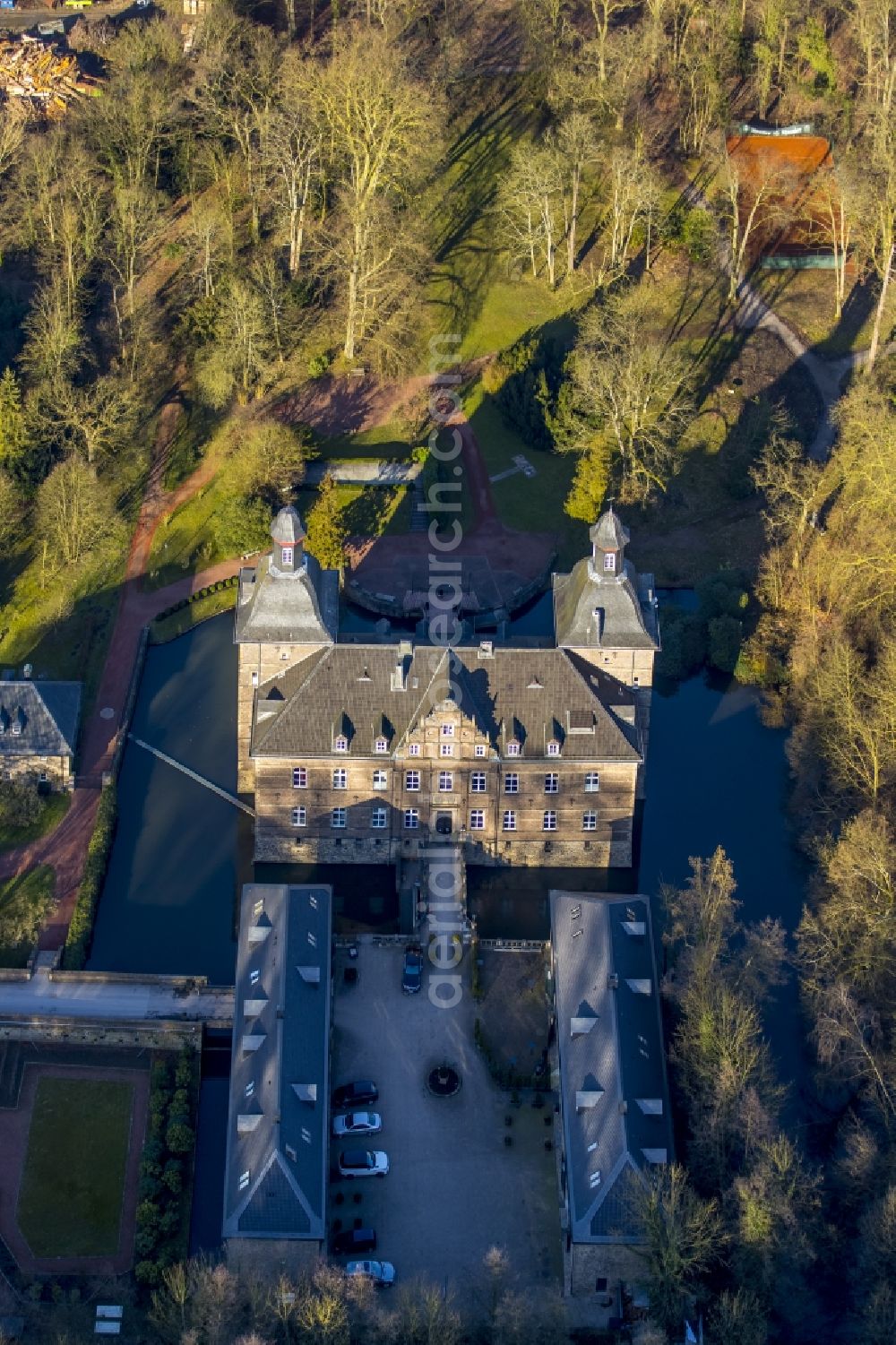 Essen from above - Castle View Hugenpoet surge in Essen Kettwig district in the state of North Rhine-Westphalia. The moated castle now houses a hotel and a museum