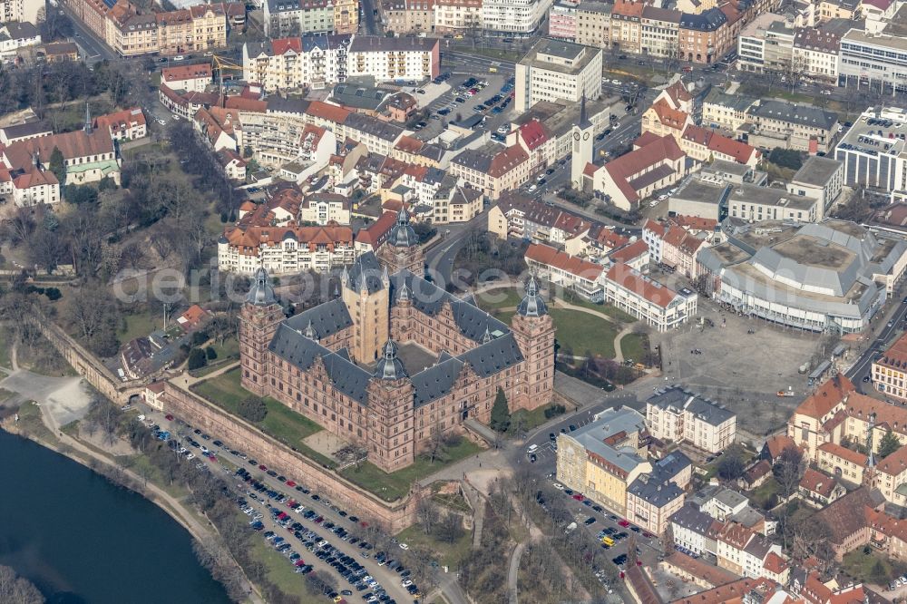 Aschaffenburg from the bird's eye view: View of the castle Johannisburg in Aschaffenburg in the state Bavaria