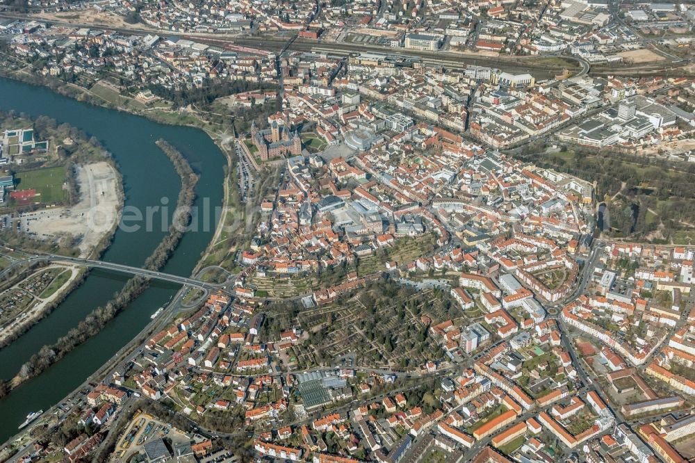 Aerial photograph Aschaffenburg - View of the castle Johannisburg in Aschaffenburg in the state Bavaria