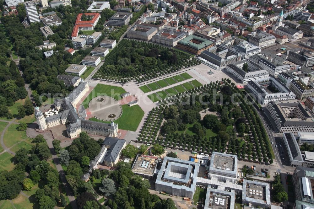 Karlsruhe from the bird's eye view: Grounds and park at the castle of Karlsruhe in Baden-Wuerttemberg