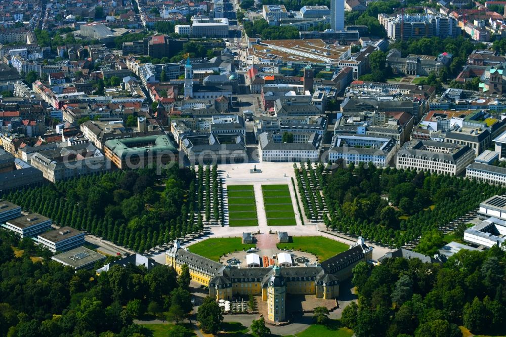 Aerial photograph Karlsruhe - Grounds and park at the castle of Karlsruhe in Baden-Wuerttemberg