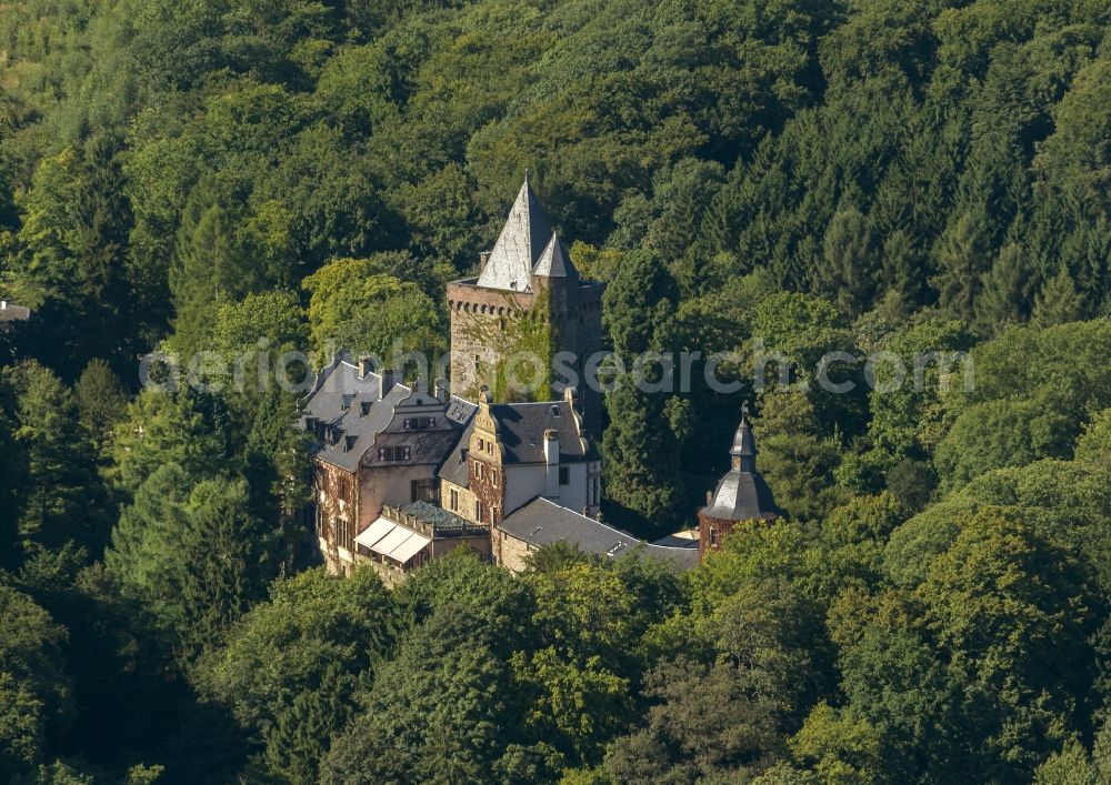 Aerial image Essen - View of the castle of Landsberg, a palace complex in the Ruhr valley