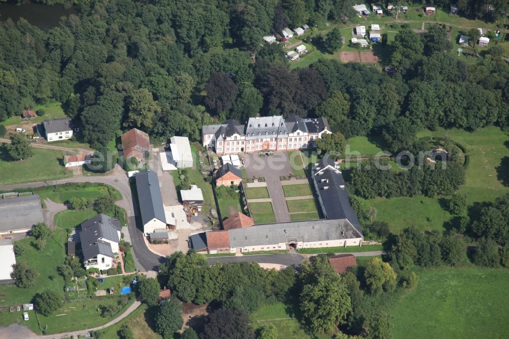 Aerial photograph Nunkirchen Wadern - Castle Munchweiler, Built 1750-1752 by Franz Georg Zandt of Merl, today one of the most important in the entire Southwest