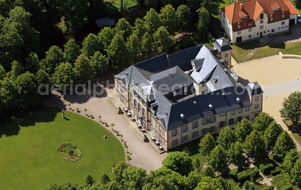 Erfurt OT Molsdorf from the bird's eye view: View of the Baroque building of the castle Schloss Molsdorf and the surrounding palace gardens at Schloßplatz in Molsdorf a district of Erfurt in the state of Thuringia