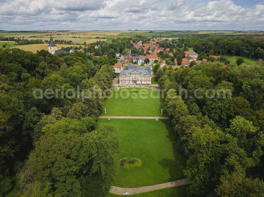 Molsdorf from above - Castle in Molsdorf in the state of Thuringia, Germany