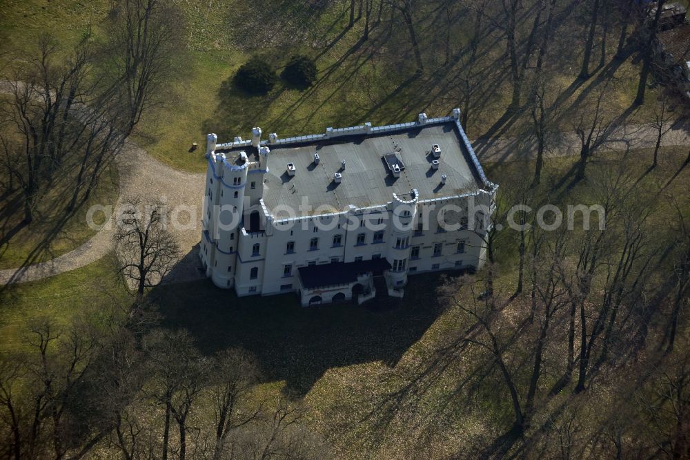 Aerial image Märkisch Wilmersdorf - The Maerkisch Wilmersdorf Castle at Trebbin in the state of Brandenburg is today among other things, used as a gallery. The manor belonged to the Count of Schwerin lot of centuries and was used according to the expropriation as a children's home. The manor house is surrounded by a park