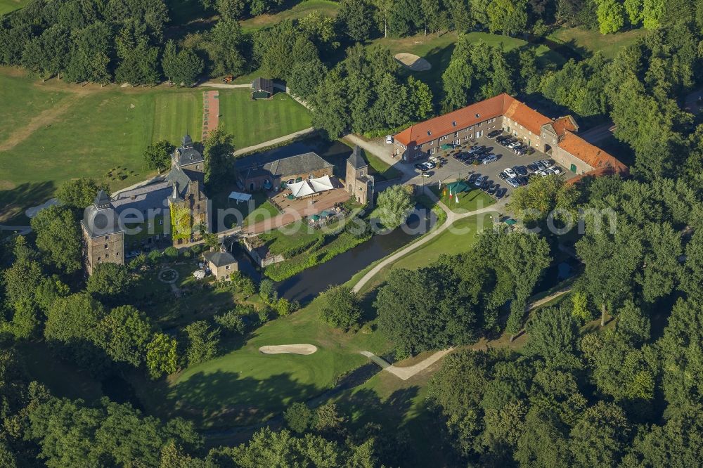 Korschenbroich from above - Grounds of the moated castle Myllendonk in Korschenbroich in North Rhine-Westphalia