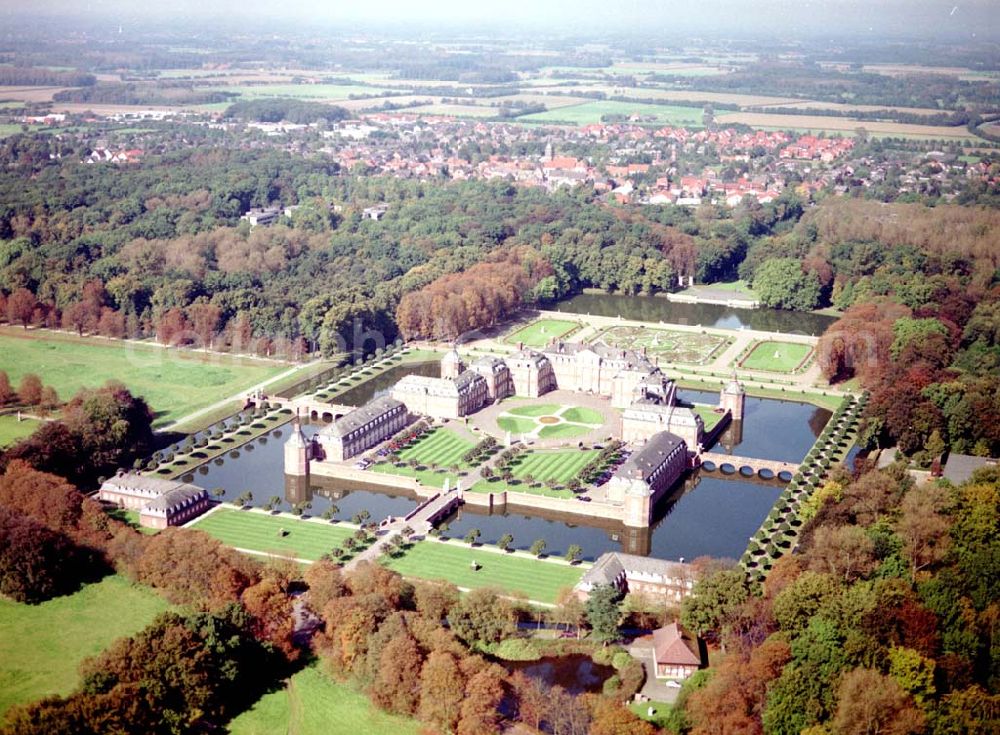 Nordkirchen NRW from above - Schloß Nordkirchen in Nordrhein - Westfalen 01.10.02 E-Mail gemeinde@nordkirchen.de