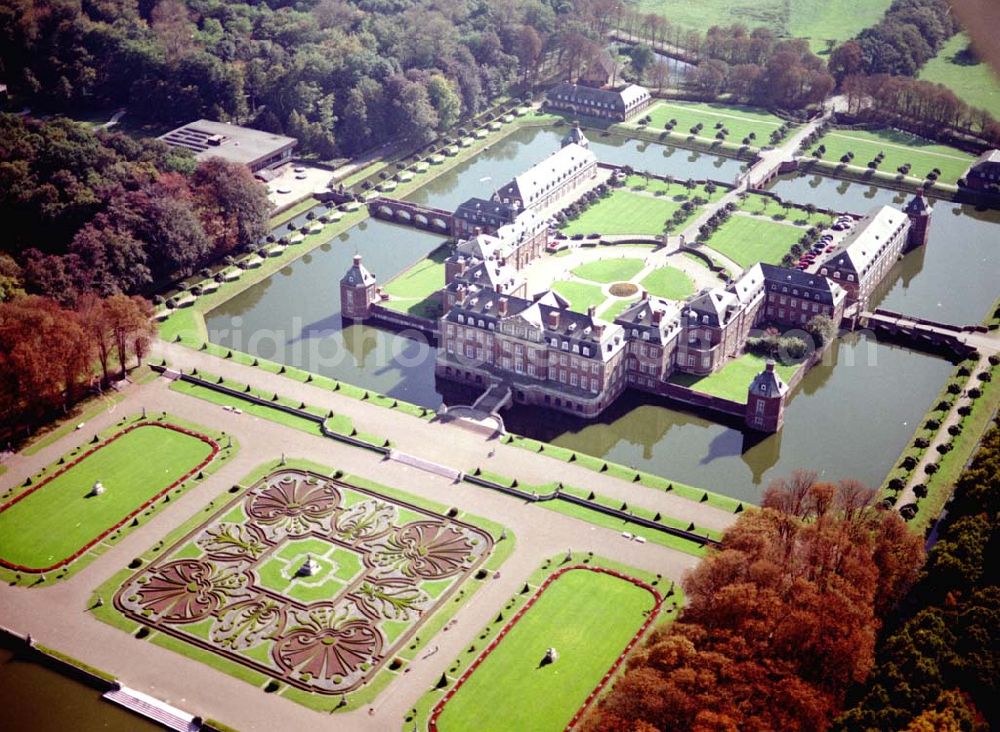 Aerial photograph Nordkirchen NRW - Schloß Nordkirchen in Nordrhein - Westfalen 01.10.02 E-Mail gemeinde@nordkirchen.de