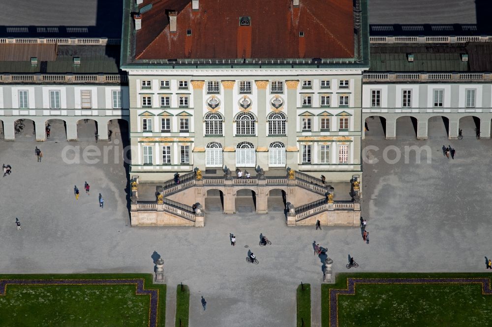 Aerial photograph München - Palace of Nymphenburg Palace - Middle Building - in the district of Neuhausen-Nymphenburg in Munich in the state Bavaria, Germany