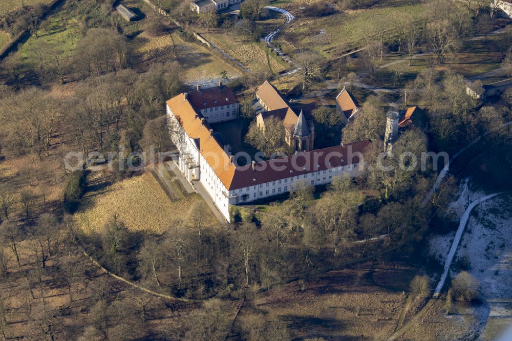 Aerial image Selm - Building complex in the park of the castle on street Freiherr-vom-Stein-Strasse in the district Cappenberg in Selm in the state North Rhine-Westphalia, Germany