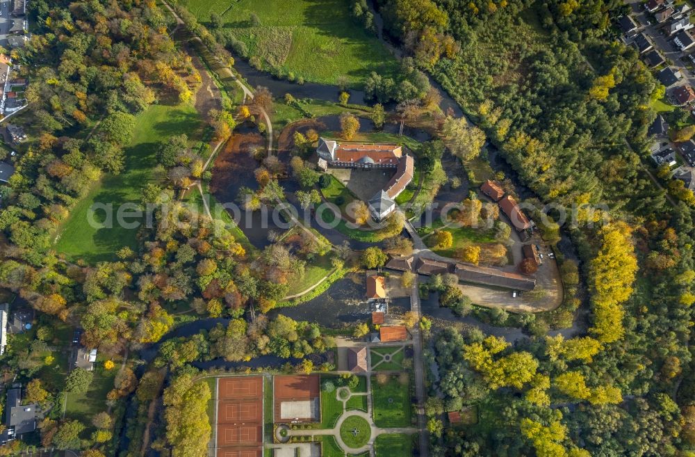 Rheda-Wiedenbrück from above - Rheda Castle with the Castle Park in Rheda-Wiedenbrück in the state of North Rhine-Westphalia