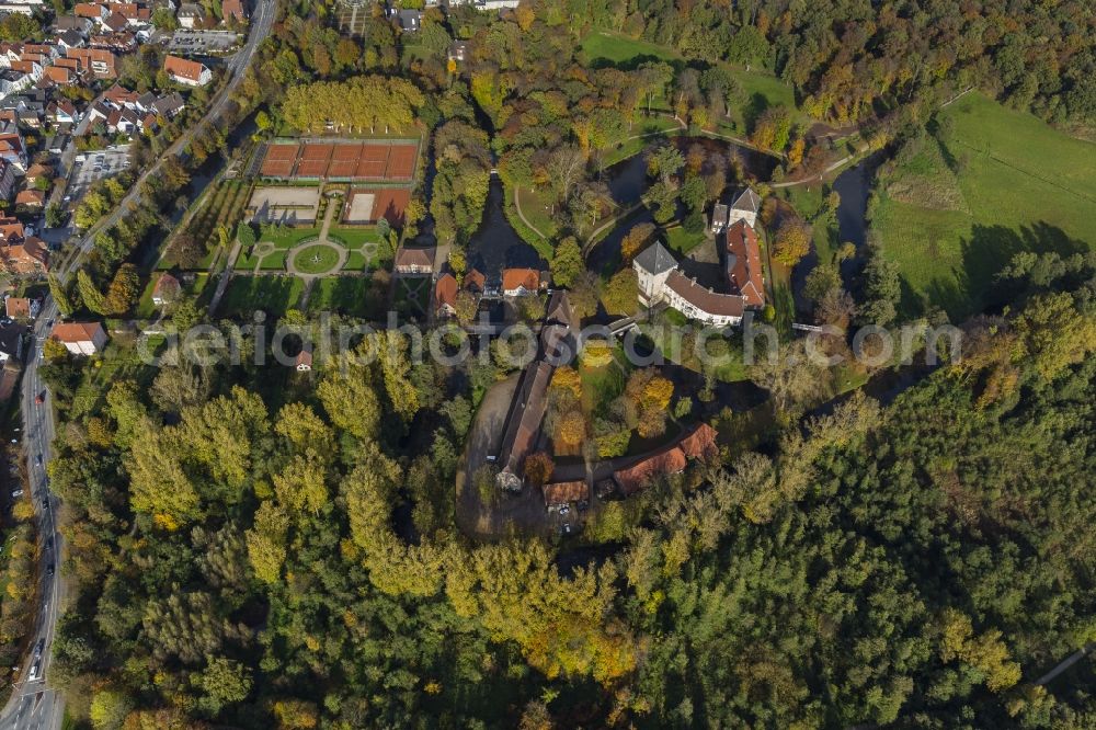 Aerial image Rheda-Wiedenbrück - Rheda Castle with the Castle Park in Rheda-Wiedenbrück in the state of North Rhine-Westphalia