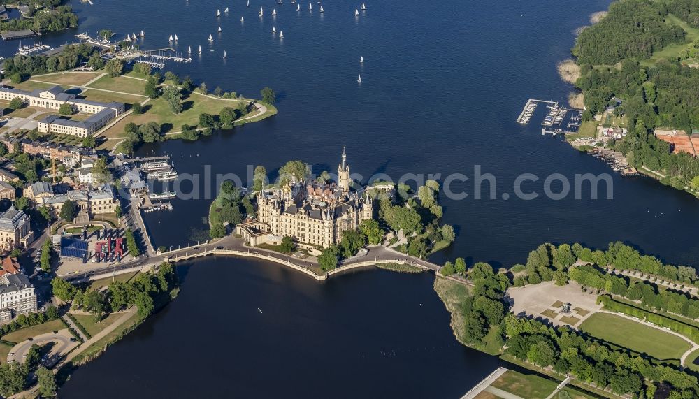 Schwerin from above - Castle in Schwerin in the federal state Mecklenburg-West Pomerania