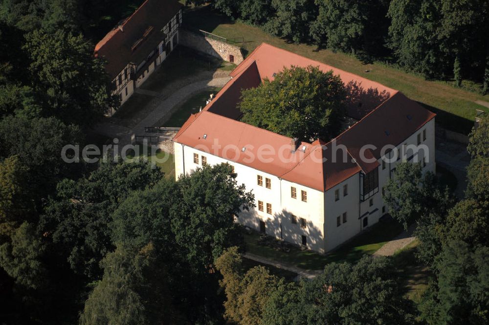 Aerial photograph Senftenberg - Die Renaissancefestung Senftenberg stammt aus dem 16. Jahrhundert. Sie ist das letzte erhaltene Bau- und Bodendenkmal ihrer Art in Deutschland und beherbergt das Museum des Landkreises Oberspreewald Lausitz. Kontakt: +49(0)3573 2628, Email: museum-senftenberg@museum-osl.de