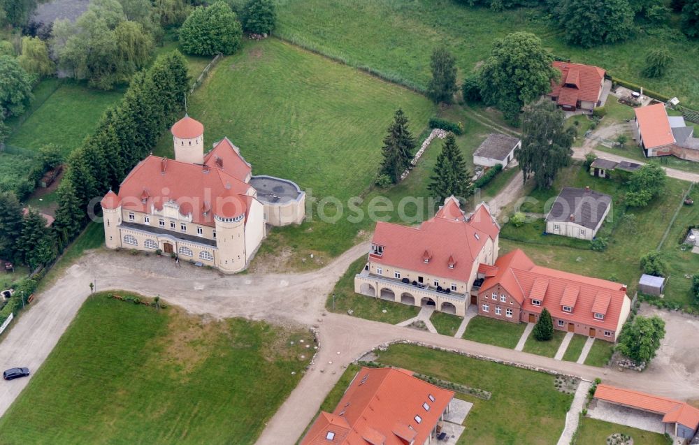 Aerial photograph Stolpe auf Usedom - Building and castle park systems of castle in Stolpe auf Usedom in the state Mecklenburg - Western Pomerania, Germany